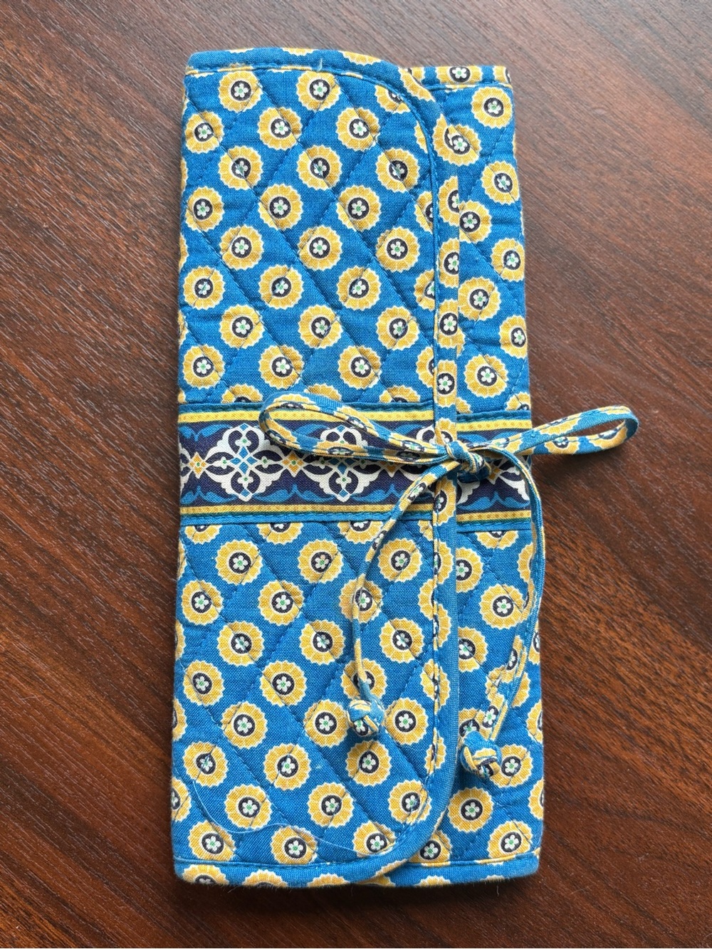 AUTHENTIC Vera Bradley Riviera Blue Makeup Brush Organizer